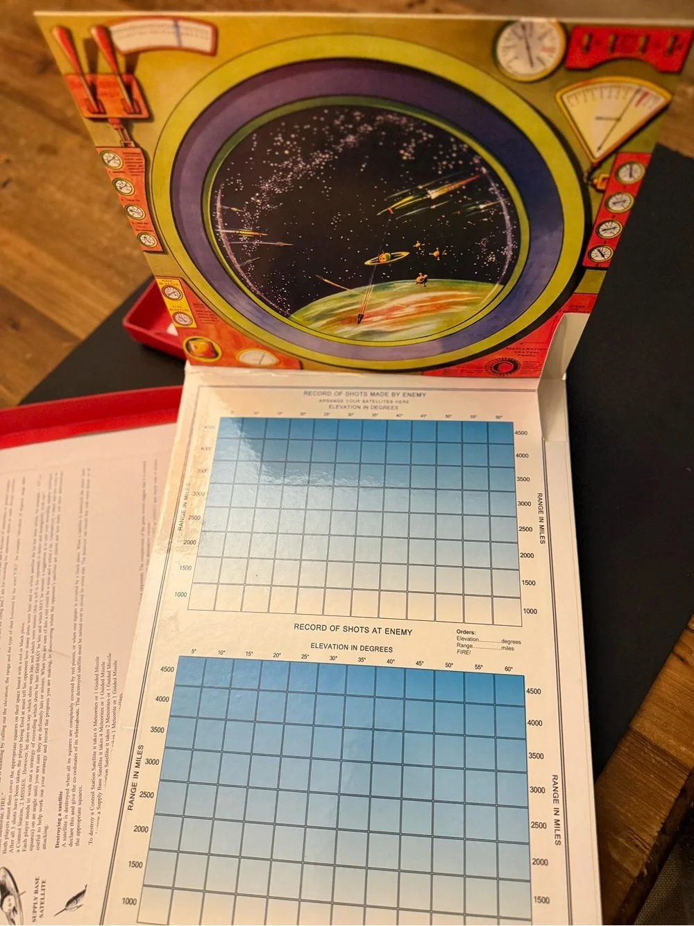 Satellite Shoot Board Game - Heritage Brand (Red/Purple)
